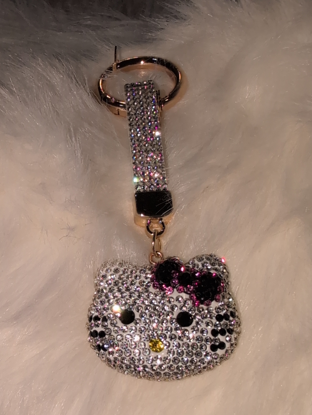 Hello Kitty Rhinestone Keychain Or Phone Charm